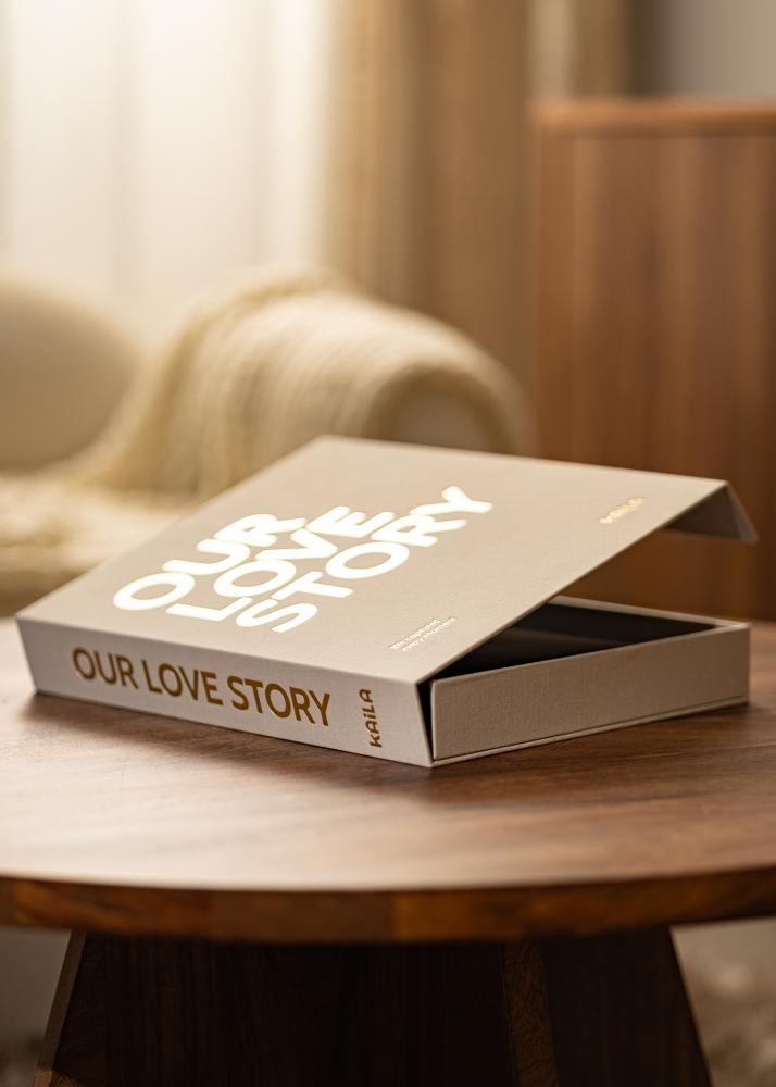 KAILA OUR LOVE STORY Creme - Coffee Table Photo Album (60 Negre Sidor)