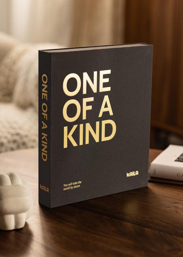 KAILA ONE OF A KIND Black - Coffee Table Photo Album (60 Negre Pagini / 30 foi)